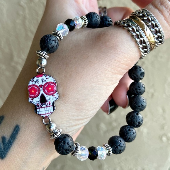 π΄β SALE ! red dot items are 2 for $25 . Bundle more than 3 and its $10 each π - Picture 5 of 13